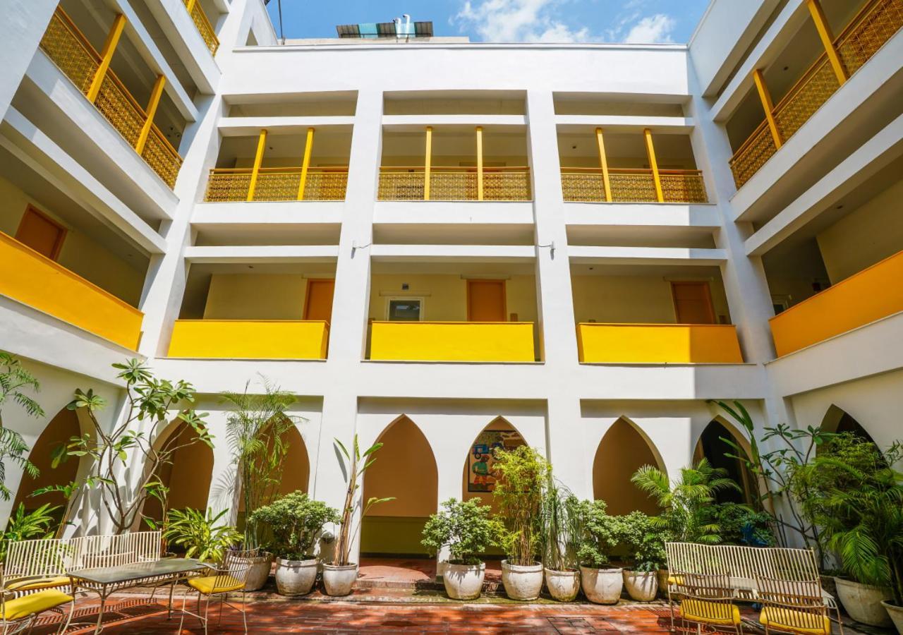 Bloom Boutique L Signature Towers Gurgaon Esterno foto