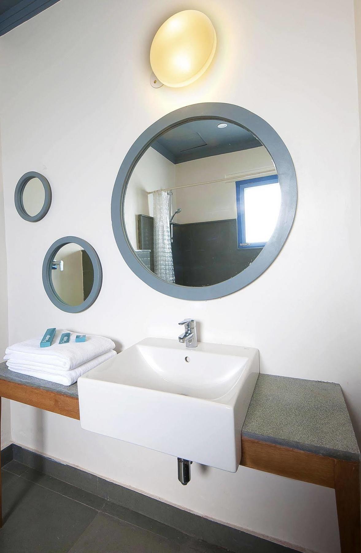 Bloom Boutique L Signature Towers Gurgaon Esterno foto