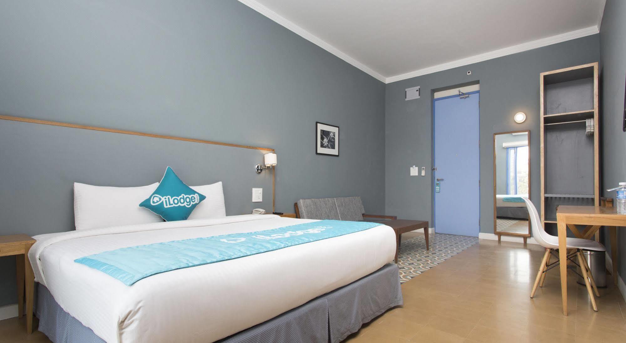 Bloom Boutique L Signature Towers Gurgaon Esterno foto